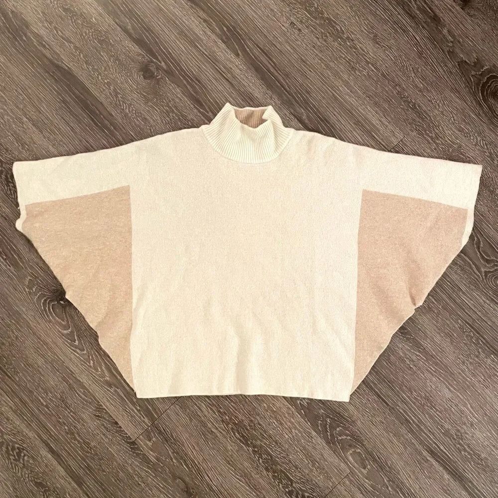 Note di Anita sweater poncho